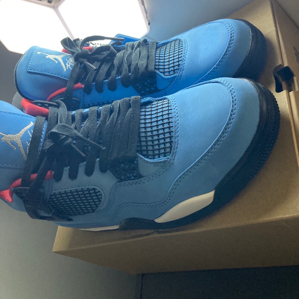 Jordan 4 “cactus jack”